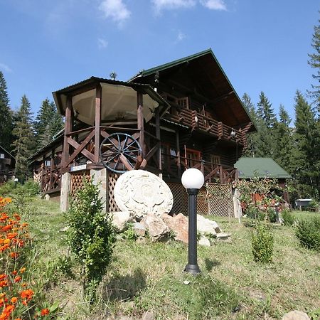 Chalet Flery Aparthotel Myhove Exterior foto